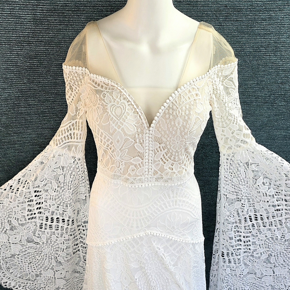 Bohemian Bell Sleeve Wedding Dress - Picture 6 of 16